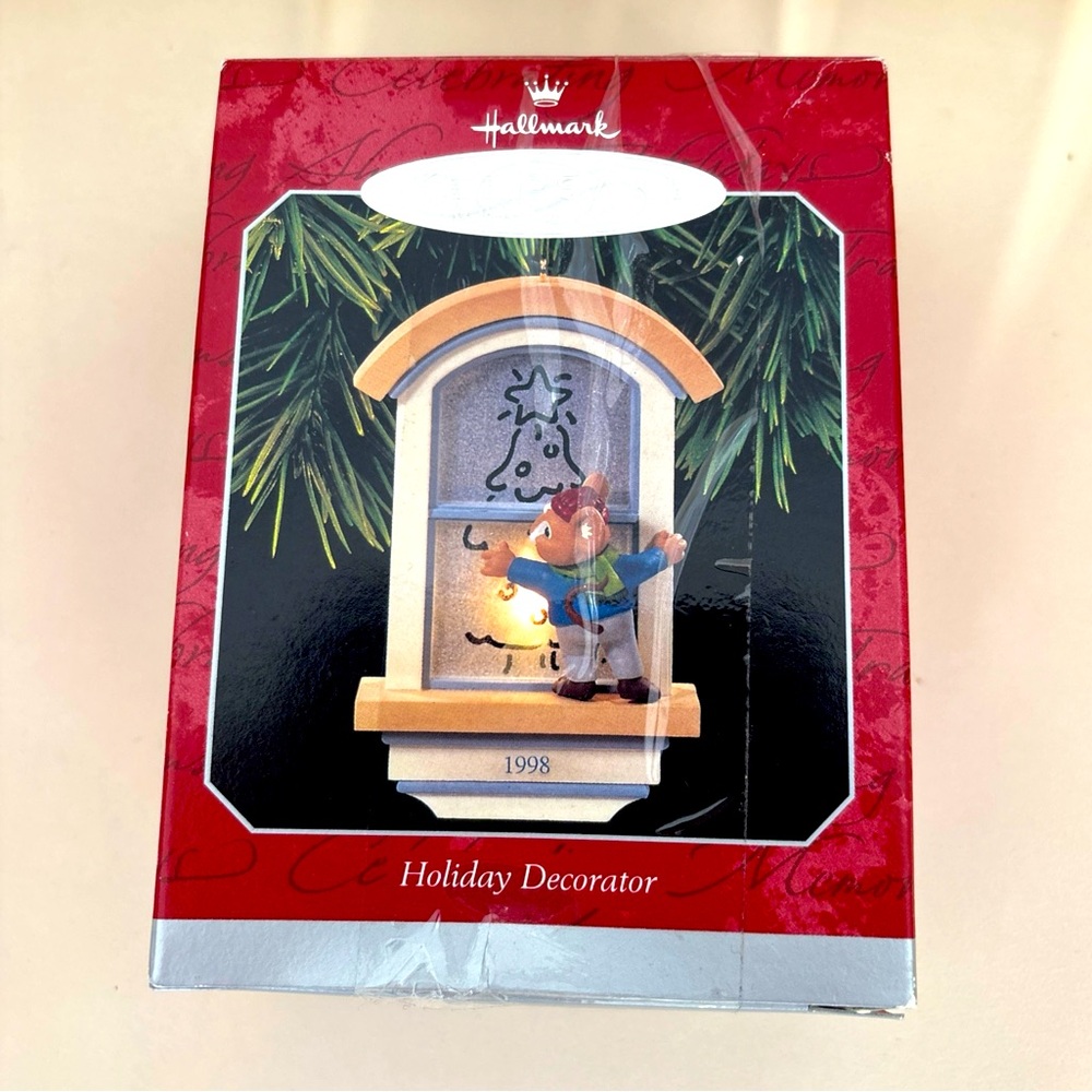 VINTAGE Hallmark Keepsake 1998 Holiday Decorator Mouse Ornament - NEW